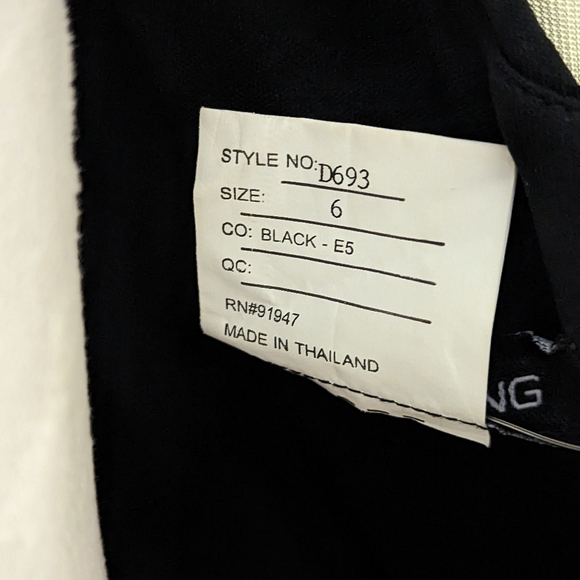 Alfred Sung Collection - Picture 8 of 9